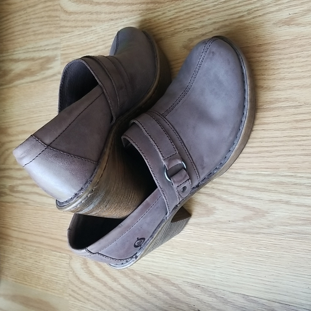 BOC Born Brown heel clog